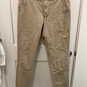 GAP Men's Khaki Tan Slim Fit Chino Pants, 32/34